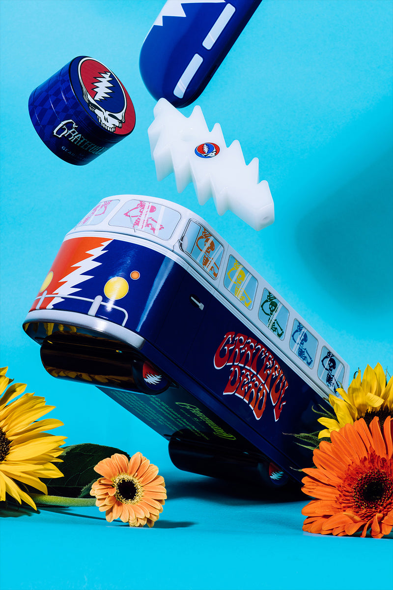 Lightning Bolt Collectible Bus Set